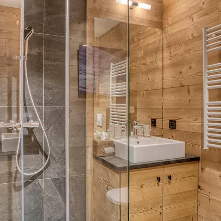 Confortable 3 Au Centre De Avec Wifi - Fr-1-453-100 * Megève